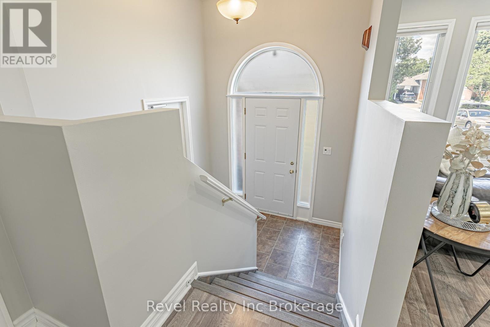 7 Childerhose Crescent, Brantford, Ontario  N3P 1Z8 - Photo 5 - X13489466
