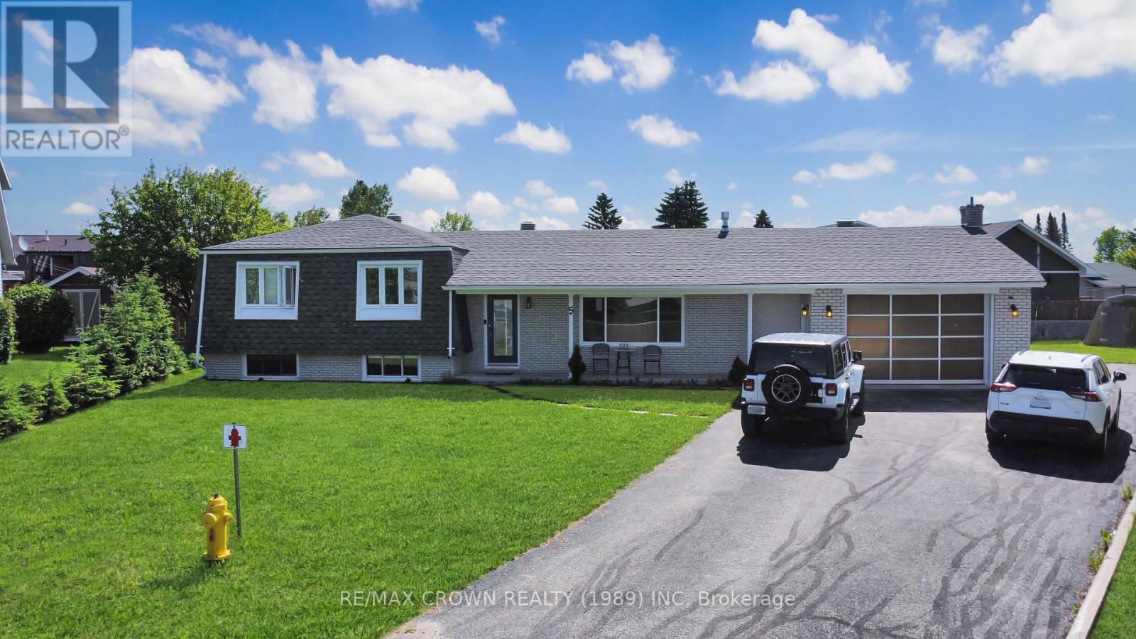5 Flood Place, Hearst, Ontario  P0L 1N0 - Photo 2 - T13482678