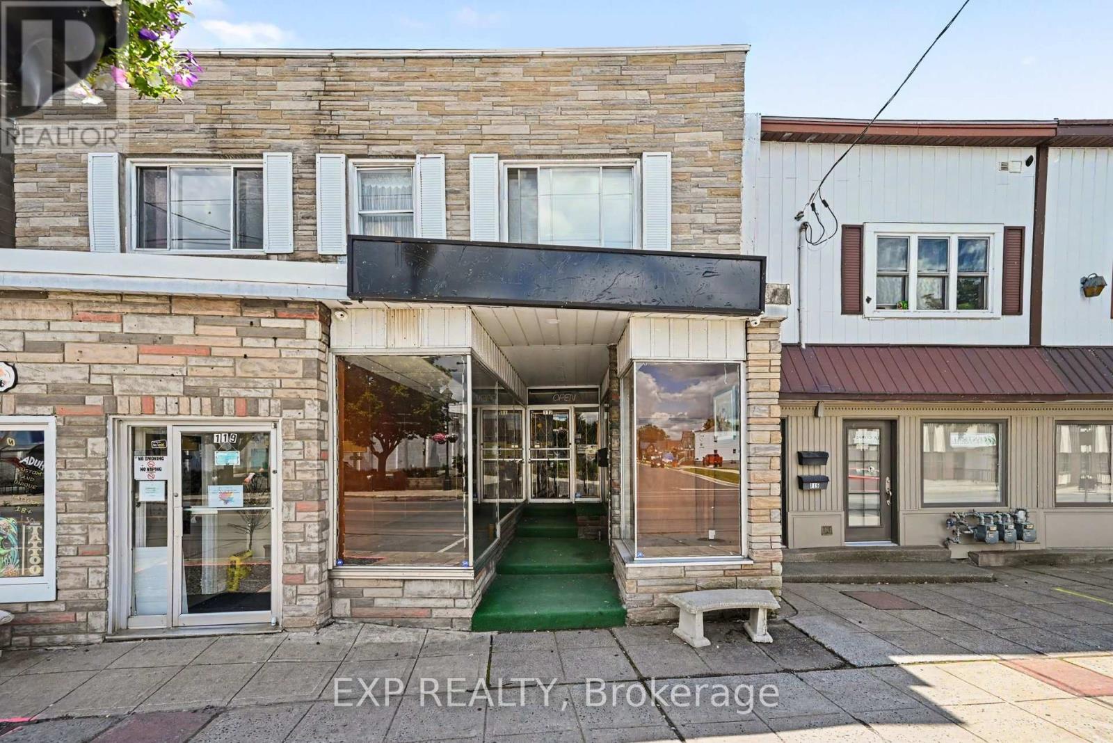 117 Montreal Road, Cornwall, Ontario  K6H 1B2 - Photo 2 - X13489548