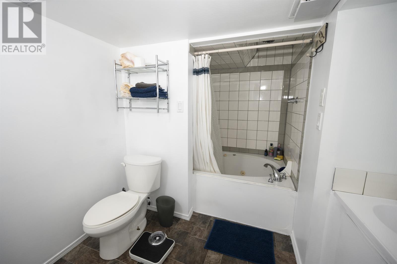 277 Mary Street East, Thunder Bay, Ontario  P7E 4J7 - Photo 31 - TB2601427