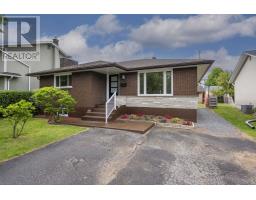 124 Riverview Dr W, Thunder Bay, Ontario
