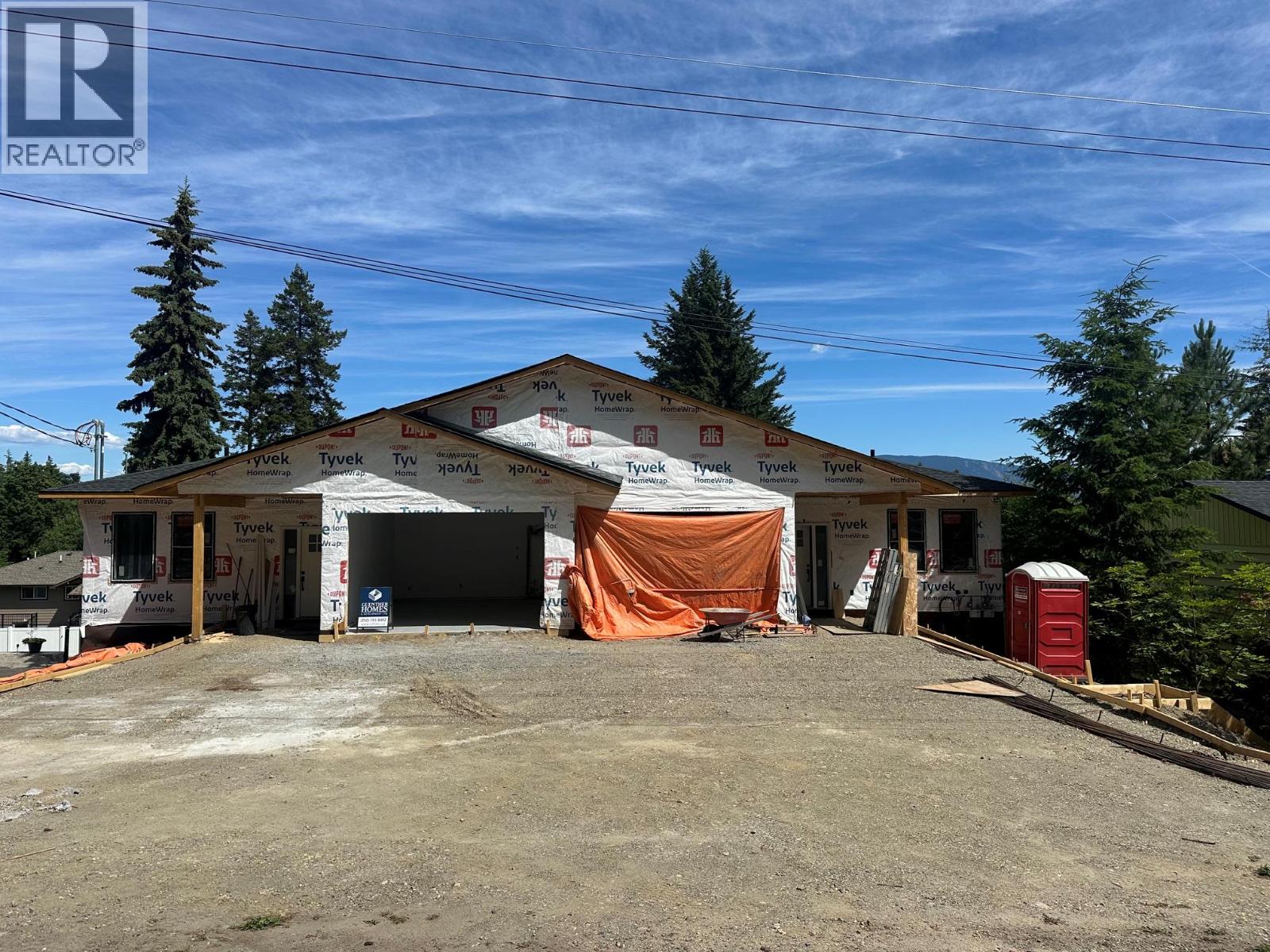 2761 10 Avenue SE Unit# Prop. Units 1 To 4, Salmon Arm, British Columbia  V1E 2Z7 - Photo 4 - 10392686