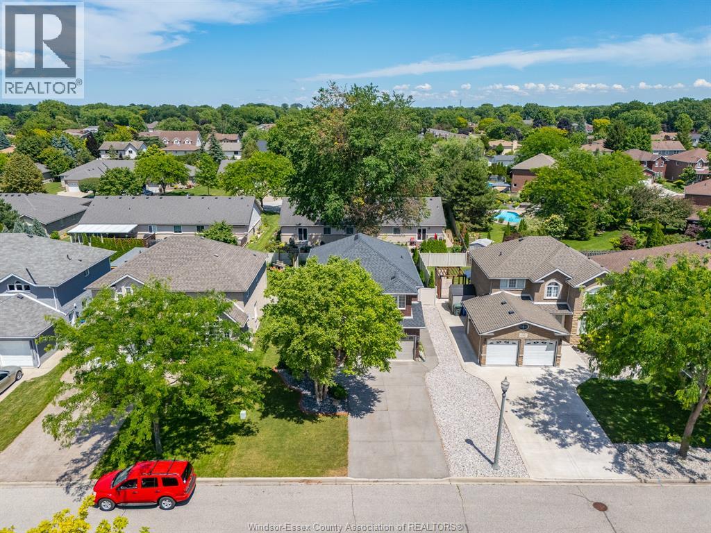 1376 Lakeview Avenue, Windsor, Ontario  N8P 1K7 - Photo 47 - 26015108