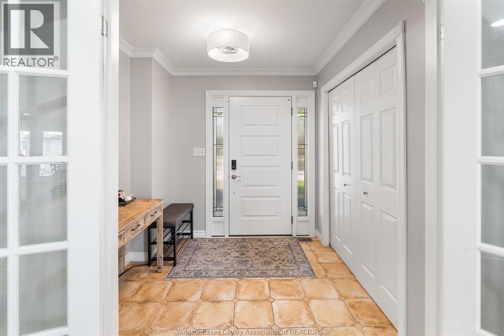 1376 Lakeview Avenue, Windsor, Ontario  N8P 1K7 - Photo 6 - 26015108