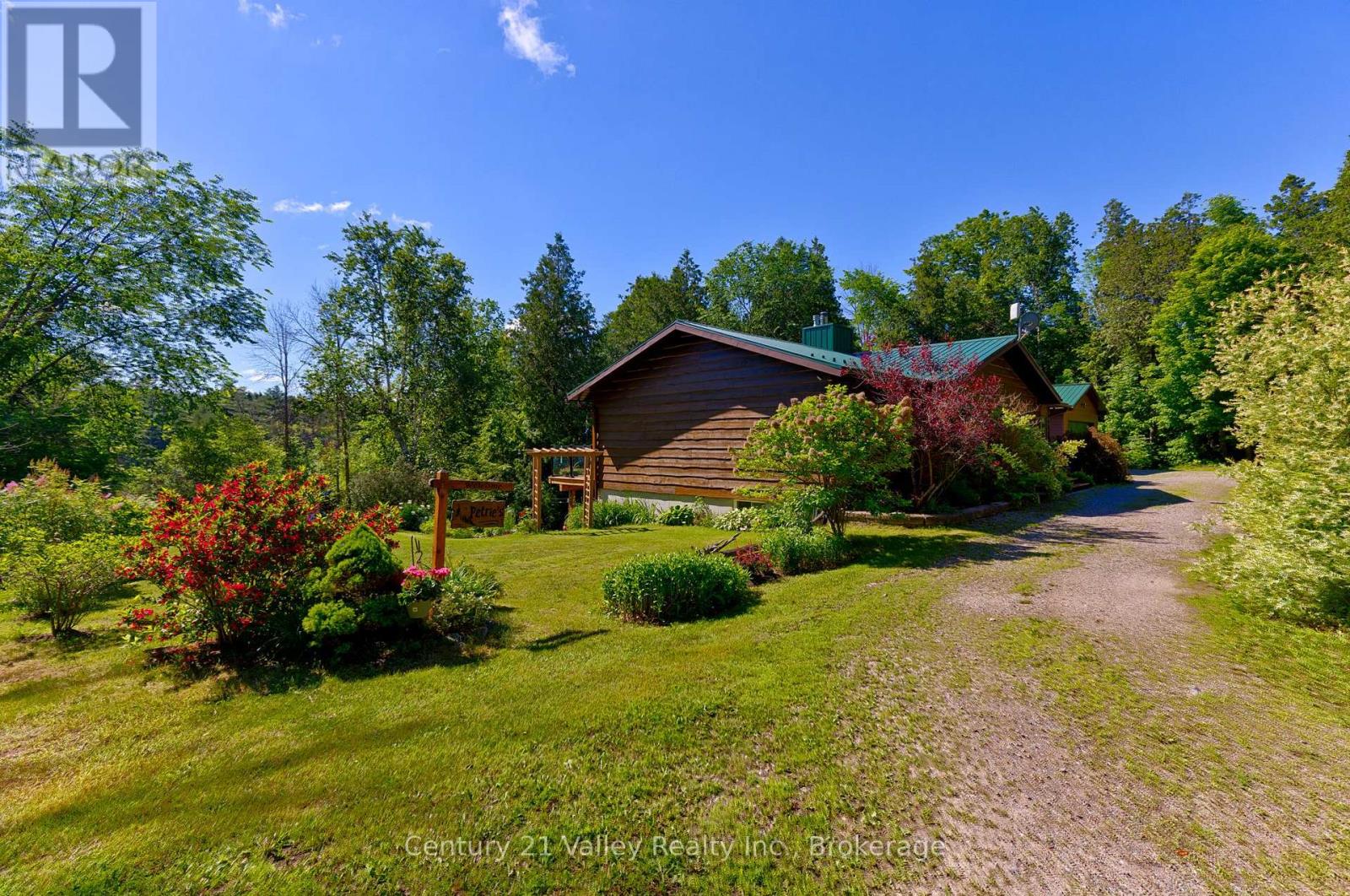 3537 Calabogie Road, Greater Madawaska, Ontario  K0J 1G0 - Photo 15 - X13489474