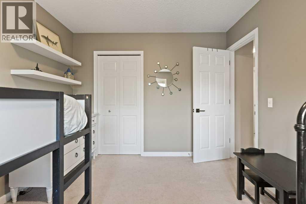 15 Valley Stream Circle NW, Calgary, Alberta  T3B 5V9 - Photo 25 - A2322674