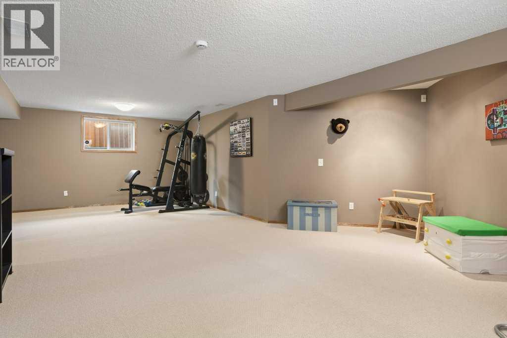 15 Valley Stream Circle NW, Calgary, Alberta  T3B 5V9 - Photo 29 - A2322674