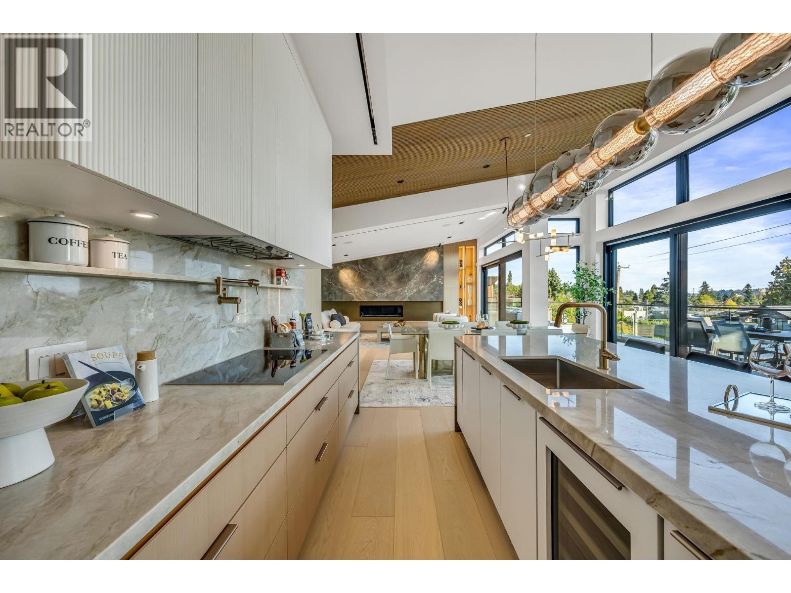 2423 Mathers Avenue, West Vancouver, British Columbia  V7V 2H9 - Photo 6 - R3139943