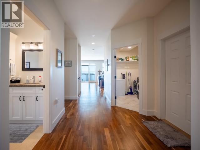 5423 Hemlock Street, Powell River, British Columbia  V8A 0T7 - Photo 14 - 20018