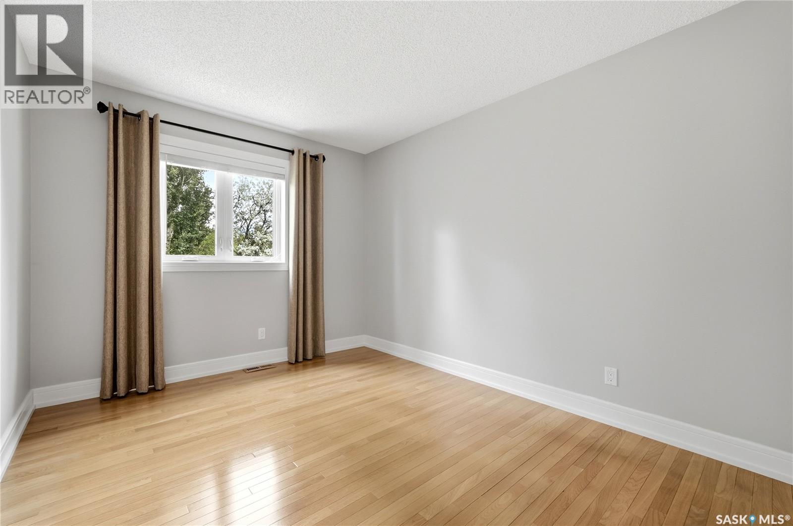 1010 Wascana Highlands, Regina, Saskatchewan  S4V 2J6 - Photo 24 - SK040466