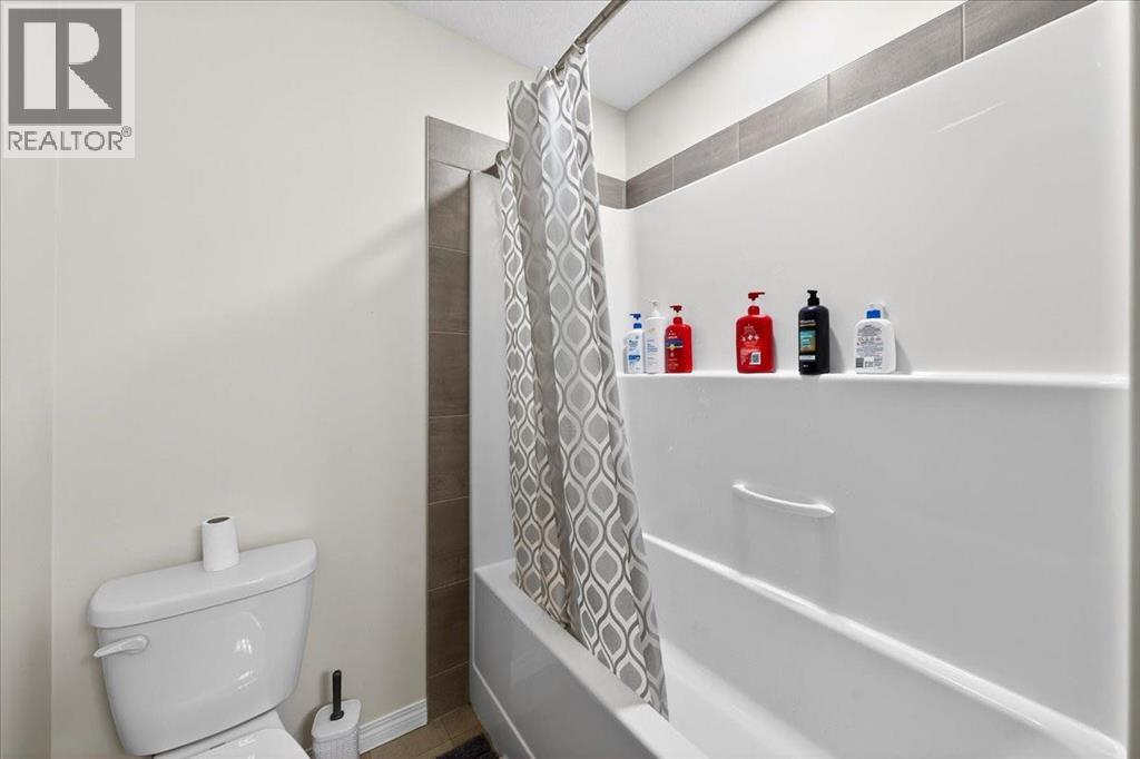 15 Savanna Parade, Calgary, Alberta  T3J 0V7 - Photo 31 - A2322105