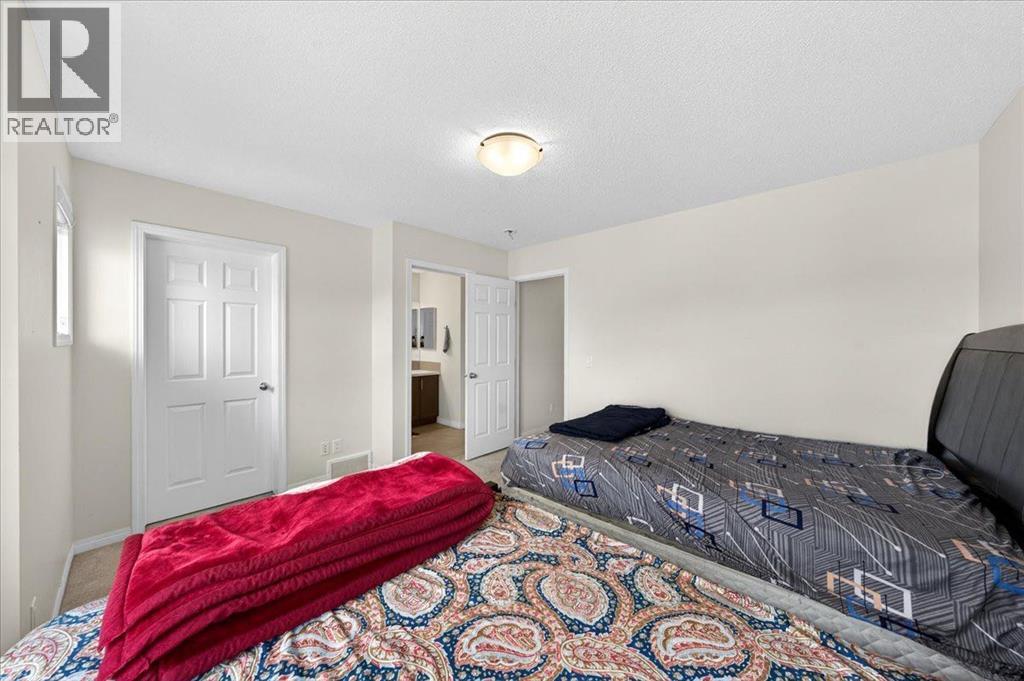 15 Savanna Parade, Calgary, Alberta  T3J 0V7 - Photo 26 - A2322105