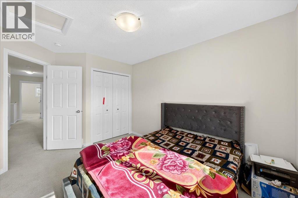 15 Savanna Parade, Calgary, Alberta  T3J 0V7 - Photo 35 - A2322105