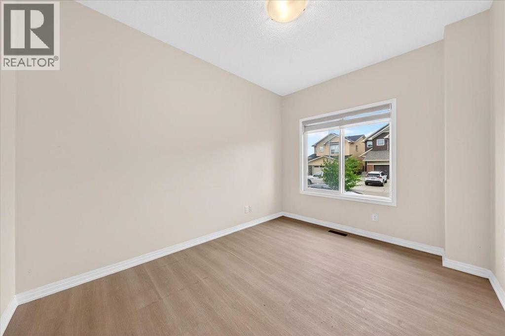 15 Savanna Parade, Calgary, Alberta  T3J 0V7 - Photo 6 - A2322105