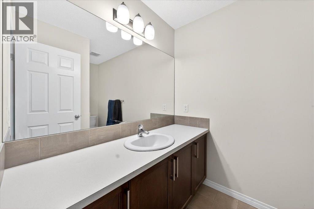 15 Savanna Parade, Calgary, Alberta  T3J 0V7 - Photo 30 - A2322105