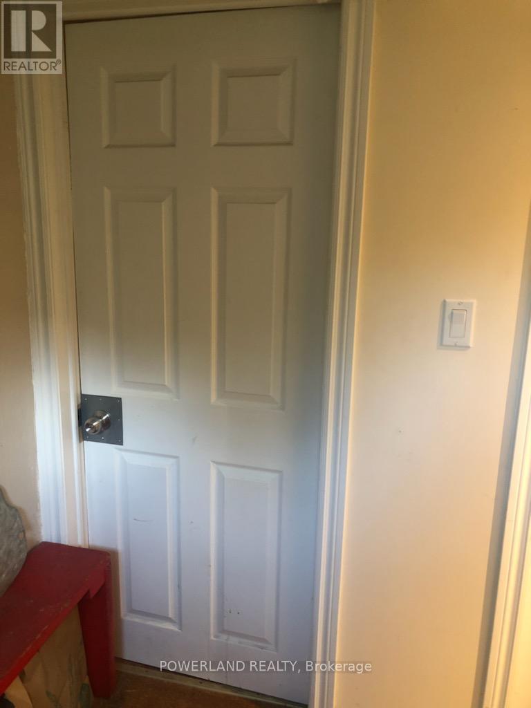 Unit B - 46 Transwell Avenue, Toronto, Ontario  M2R 2J8 - Photo 2 - C13488152