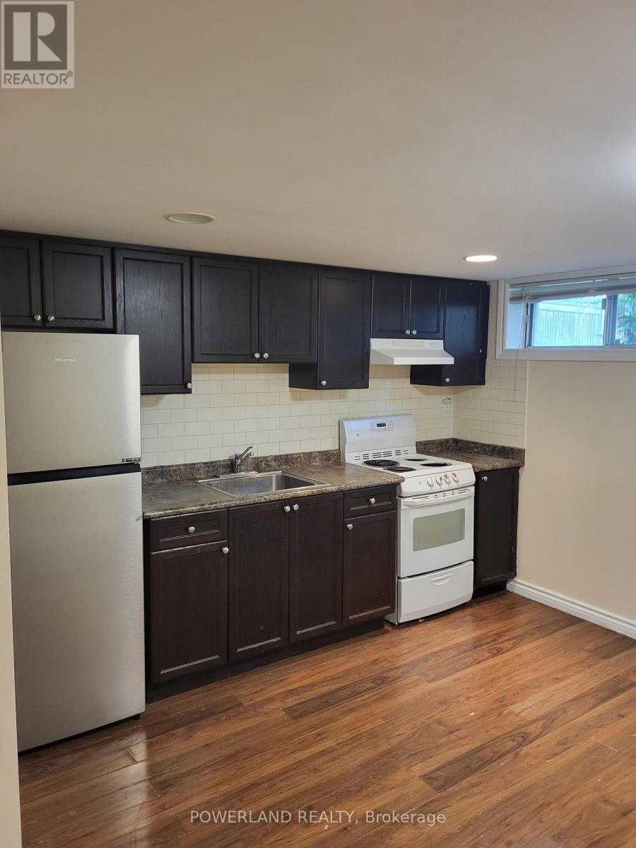 Unit B - 46 Transwell Avenue, Toronto, Ontario  M2R 2J8 - Photo 4 - C13488152