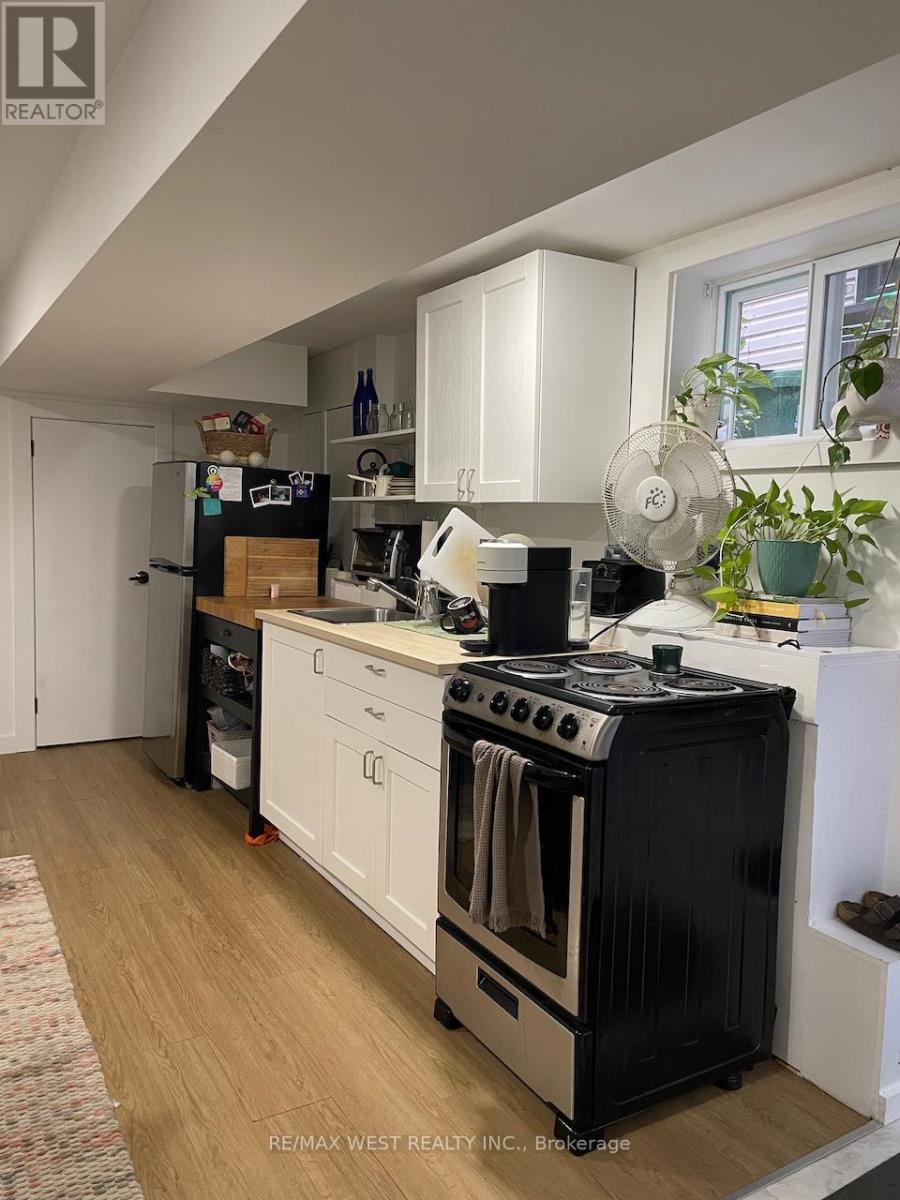 Basement - 76 Bellwoods Avenue, Toronto, Ontario  M6J 2P4 - Photo 6 - C13488832