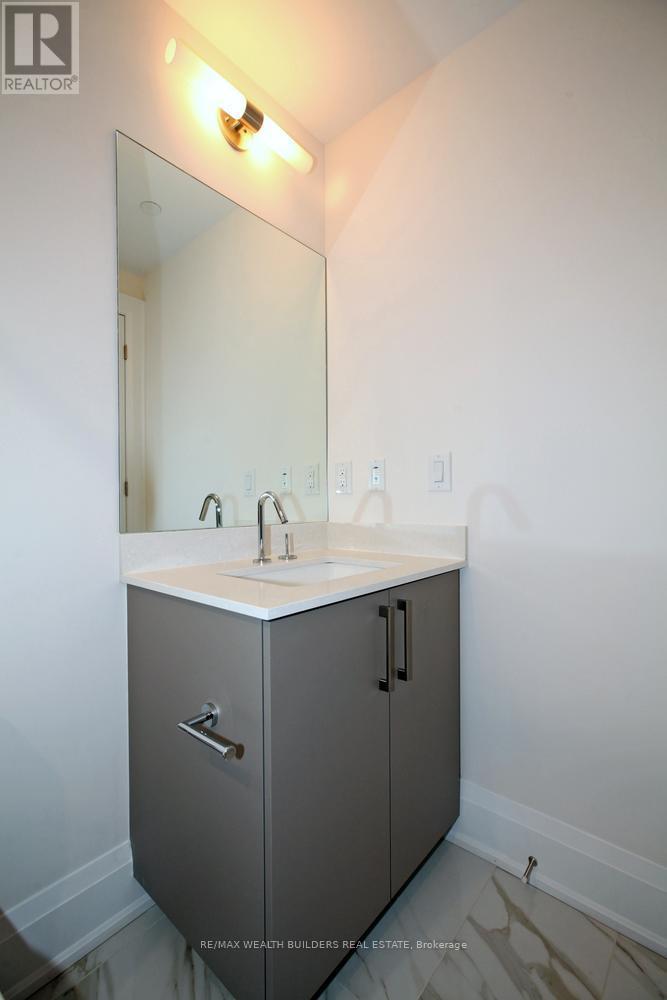 905 - 88 Cumberland Street, Toronto, Ontario  M5R 1A3 - Photo 17 - C13488932