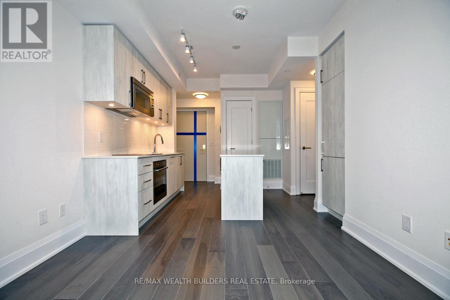 905 - 88 Cumberland Street, Toronto, Ontario  M5R 1A3 - Photo 3 - C13488932