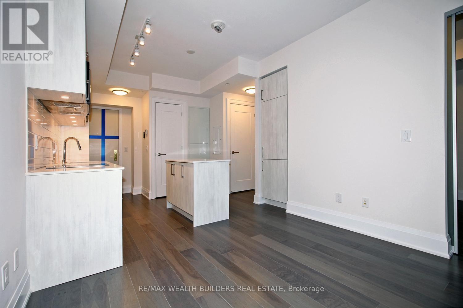 905 - 88 Cumberland Street, Toronto, Ontario  M5R 1A3 - Photo 5 - C13488932