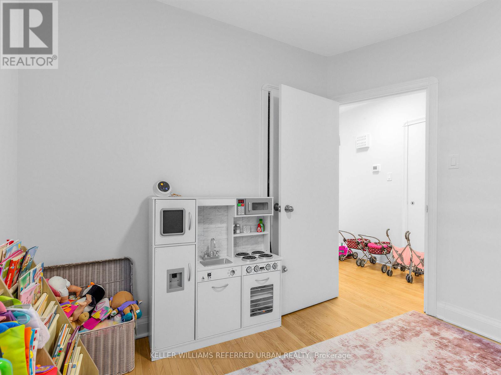 73 Prince Charles Drive, Toronto, Ontario  M6A 2H4 - Photo 22 - C13488958