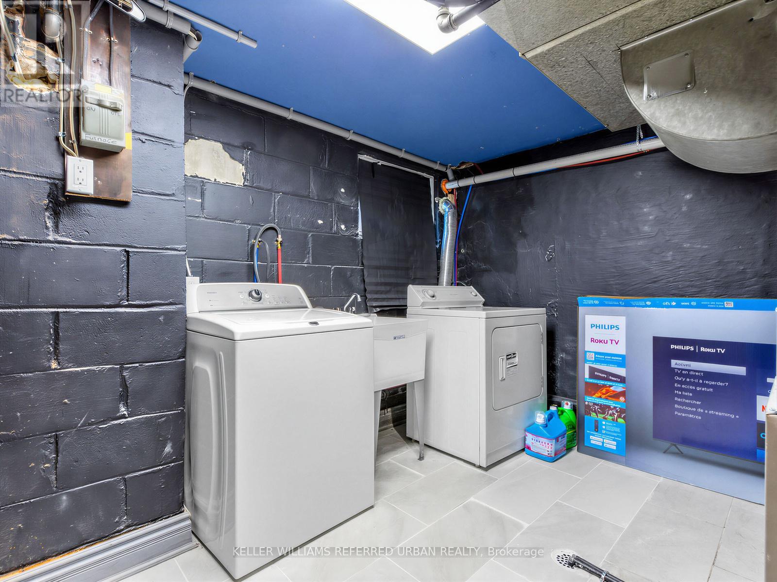 73 Prince Charles Drive, Toronto, Ontario  M6A 2H4 - Photo 26 - C13488958