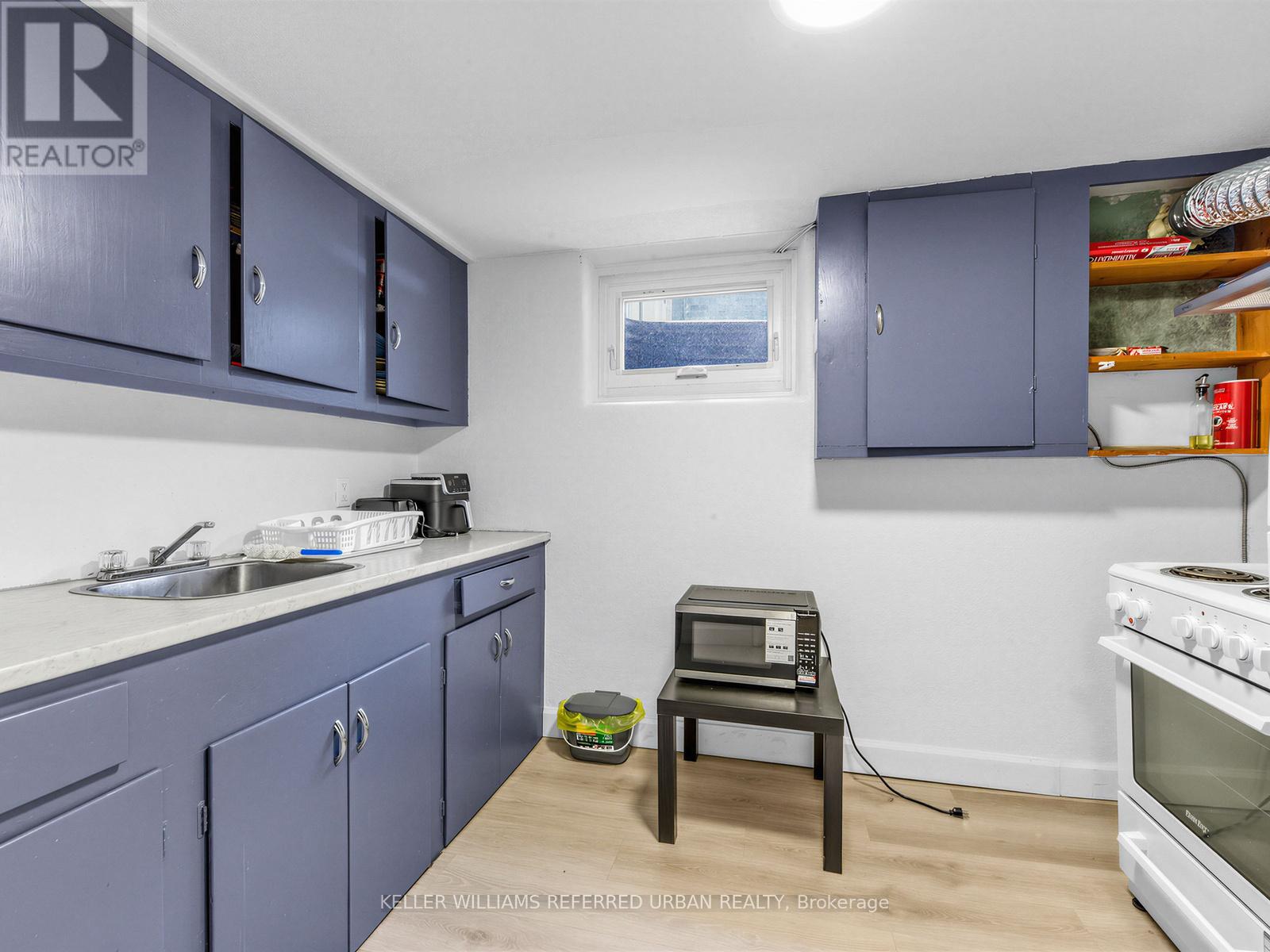 73 Prince Charles Drive, Toronto, Ontario  M6A 2H4 - Photo 27 - C13488958