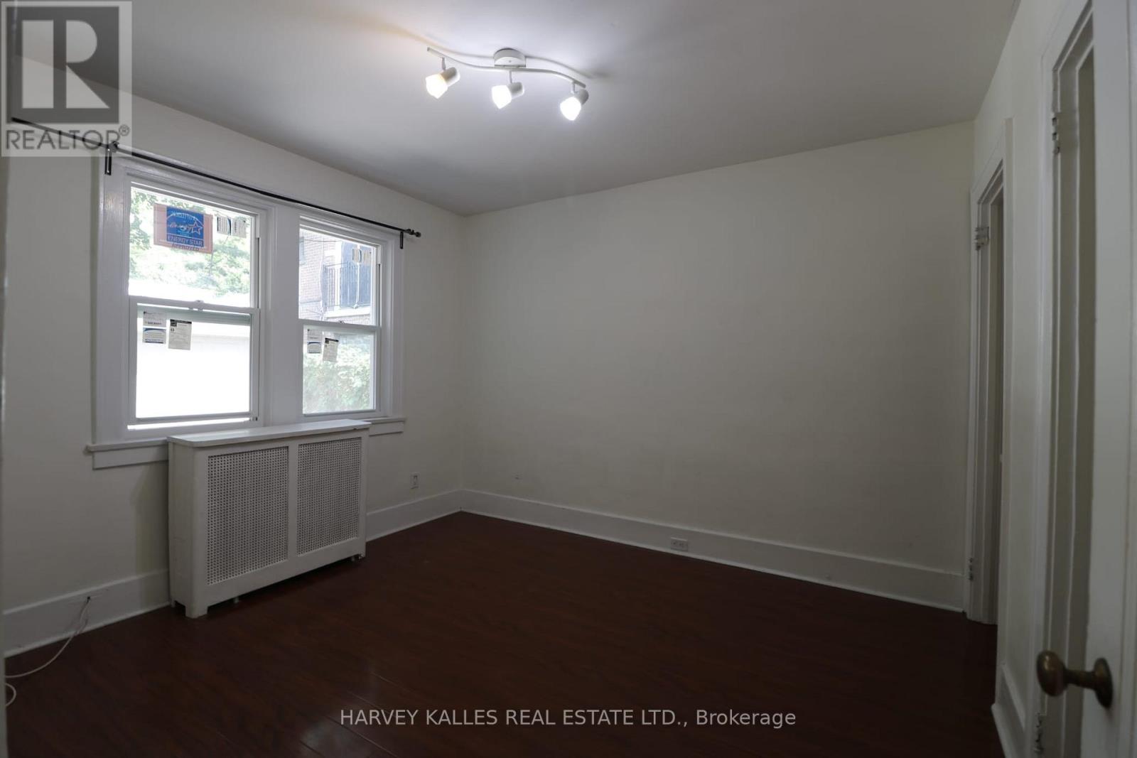 Main - 6 Poplar Plains Crescent, Toronto, Ontario  M4V 1E8 - Photo 14 - C13489014