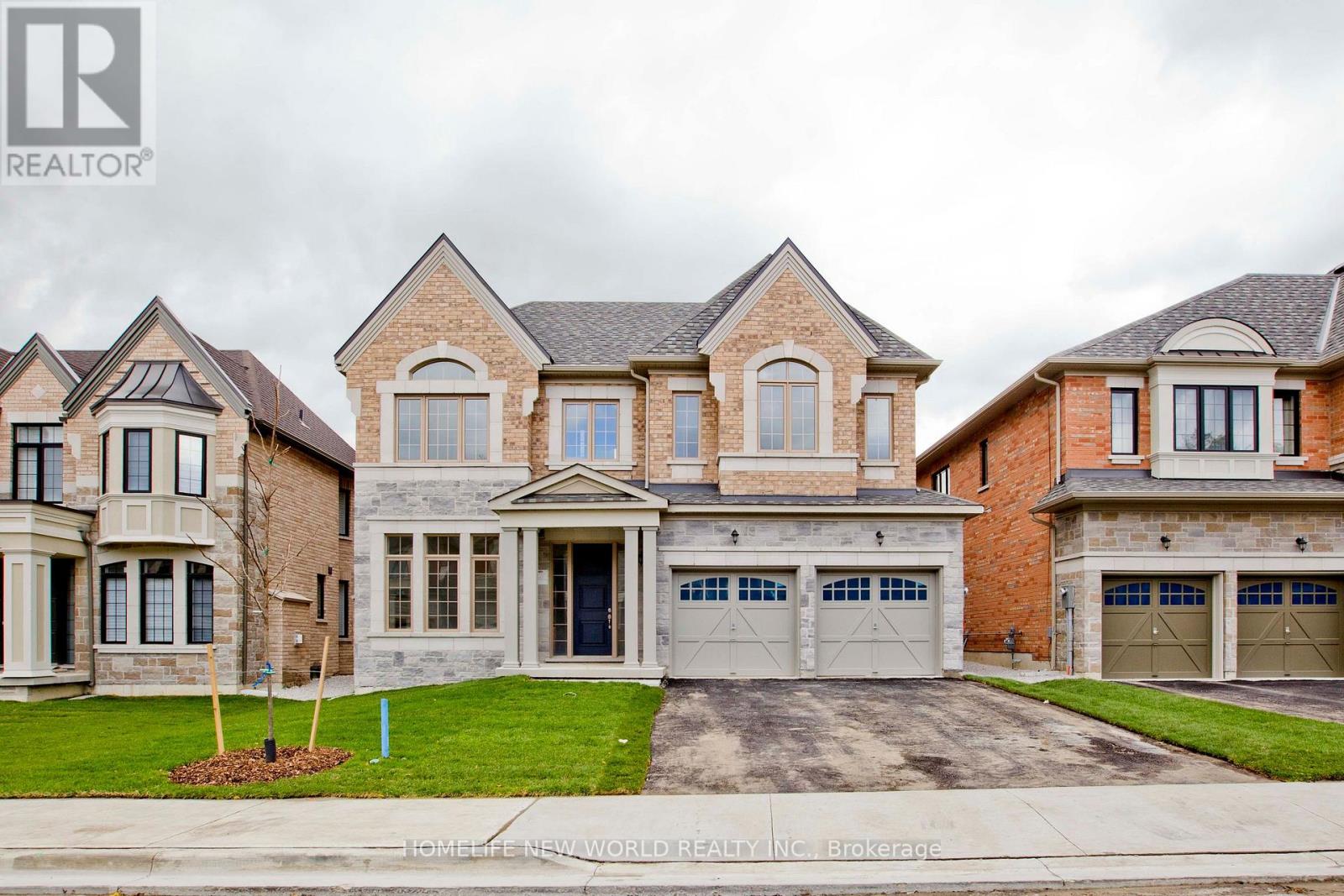11 QUEEN MAGDALENE PLACE, toronto (hillcrest village), Ontario