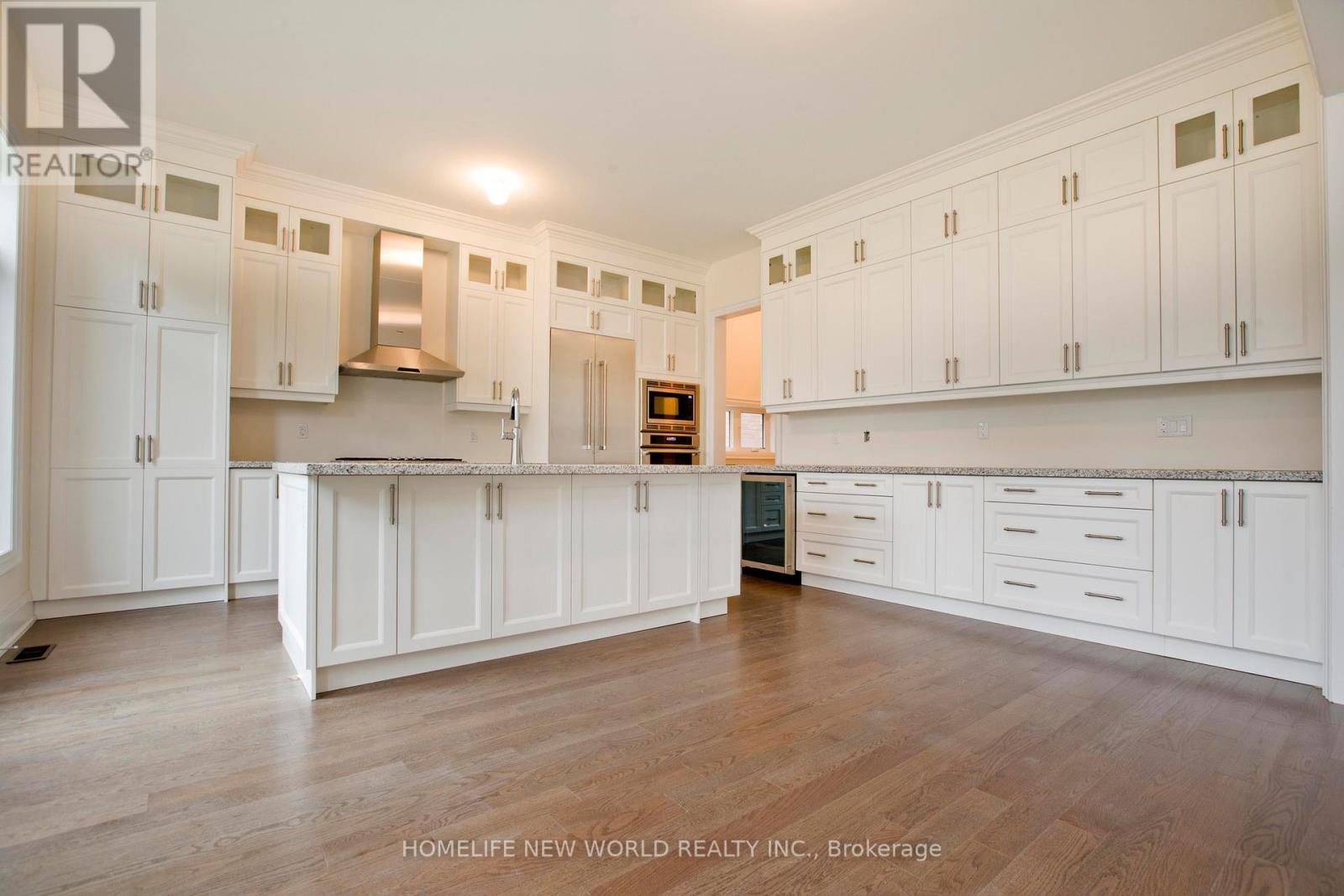 11 Queen Magdalene Place, Toronto (Hillcrest Village), Ontario  M2H 0A6 - Photo 12 - C13489184