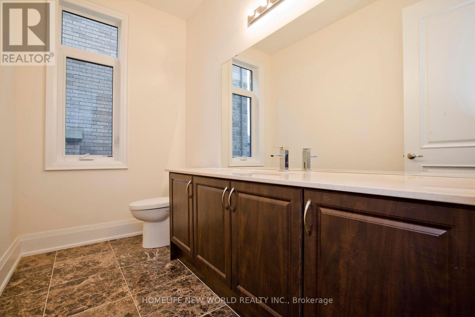 11 Queen Magdalene Place, Toronto (Hillcrest Village), Ontario  M2H 0A6 - Photo 15 - C13489184