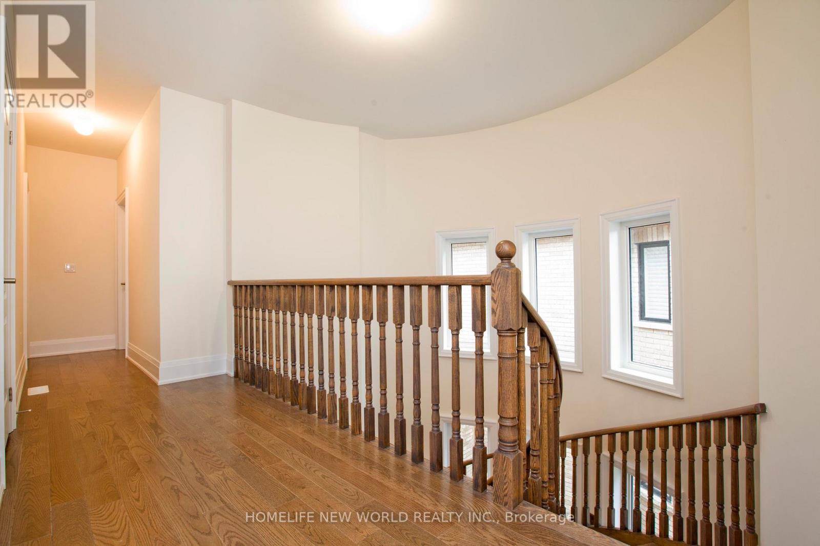 11 Queen Magdalene Place, Toronto (Hillcrest Village), Ontario  M2H 0A6 - Photo 16 - C13489184