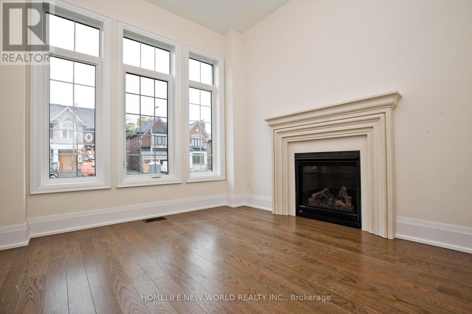 11 Queen Magdalene Place, Toronto (Hillcrest Village), Ontario  M2H 0A6 - Photo 4 - C13489184