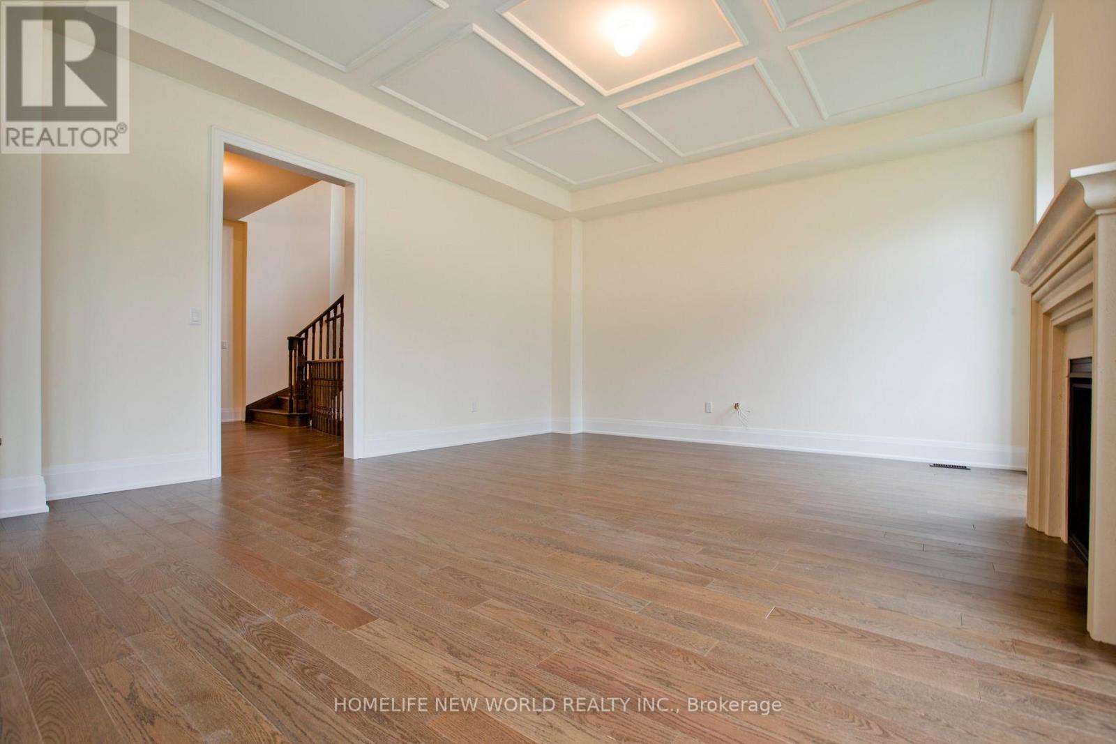 11 Queen Magdalene Place, Toronto (Hillcrest Village), Ontario  M2H 0A6 - Photo 7 - C13489184