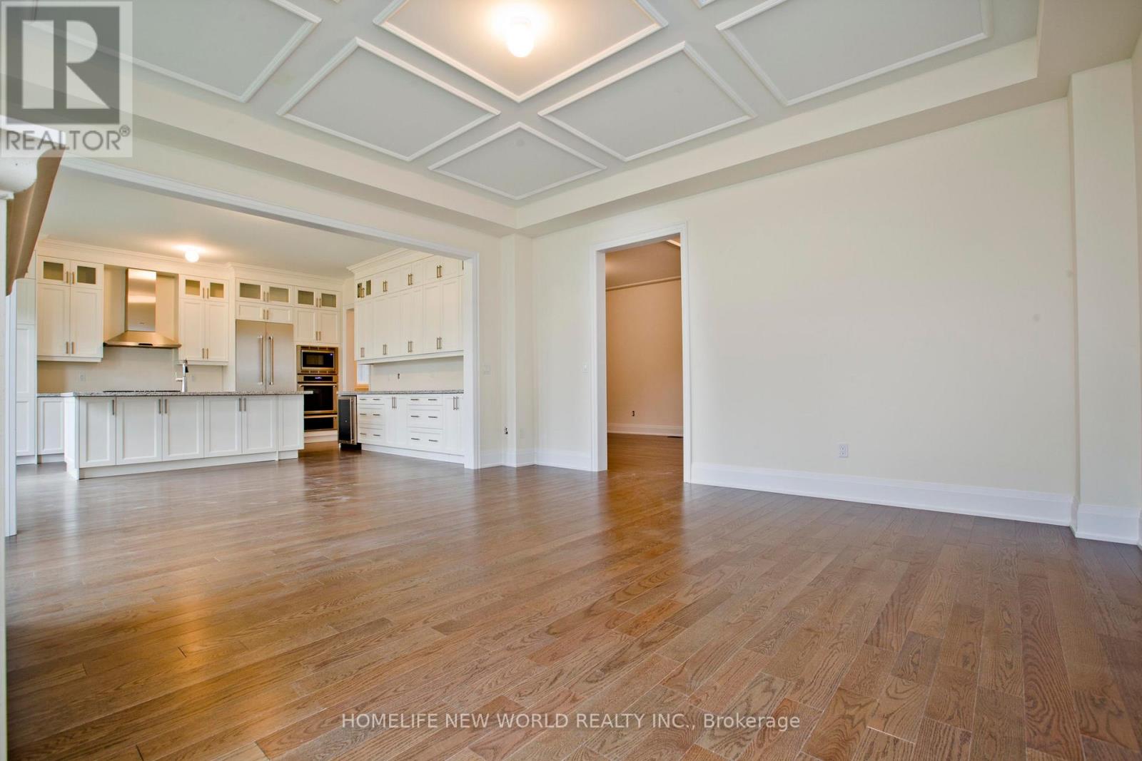 11 Queen Magdalene Place, Toronto (Hillcrest Village), Ontario  M2H 0A6 - Photo 8 - C13489184
