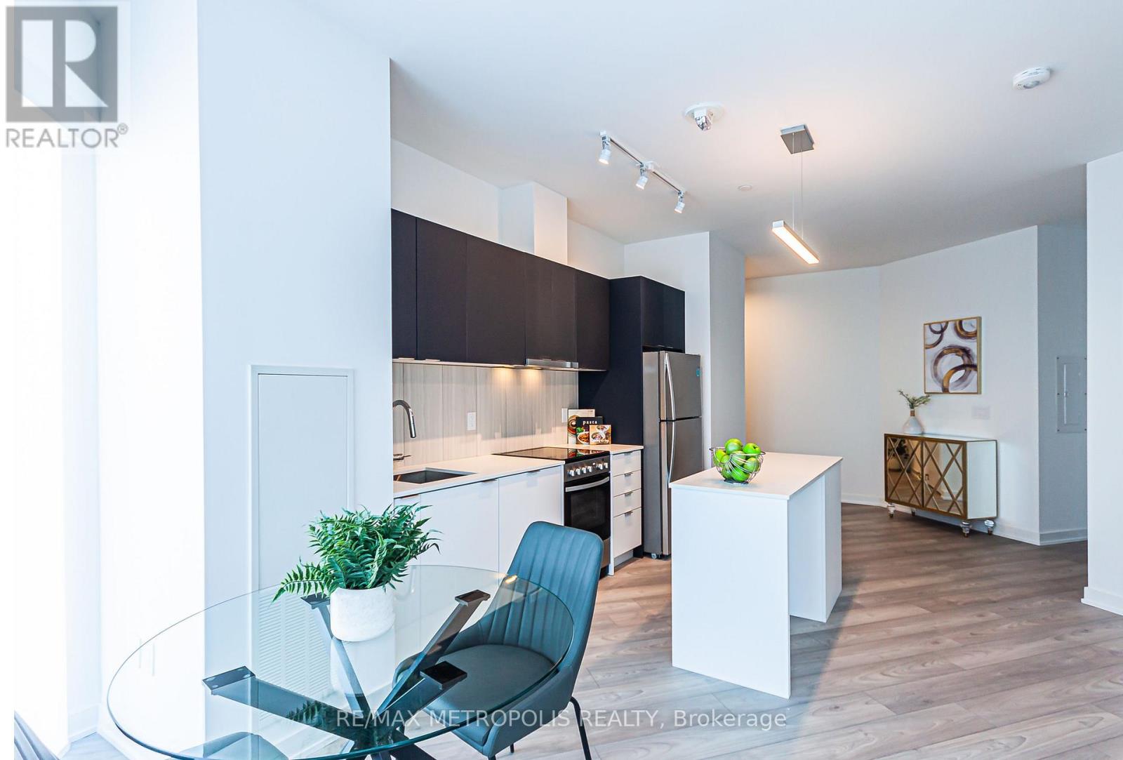 1005 - 8 Tippett Rd, Toronto, Ontario  M3H 0E7 - Photo 13 - C13489222