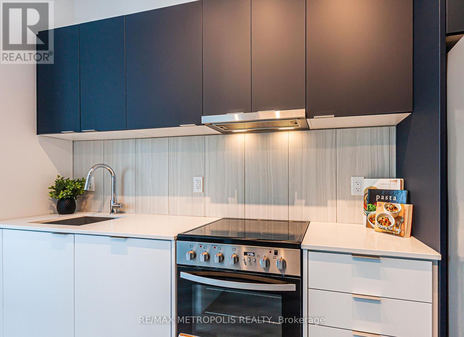 1005 - 8 Tippett Rd, Toronto, Ontario  M3H 0E7 - Photo 19 - C13489222