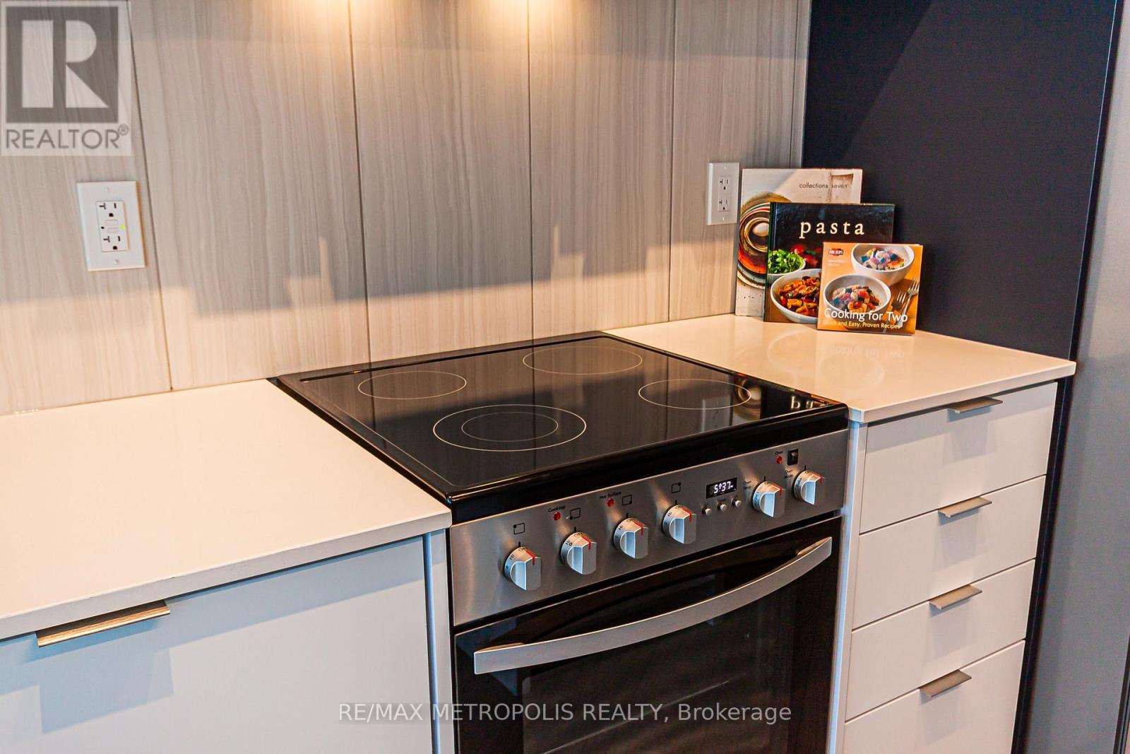 1005 - 8 Tippett Rd, Toronto, Ontario  M3H 0E7 - Photo 20 - C13489222