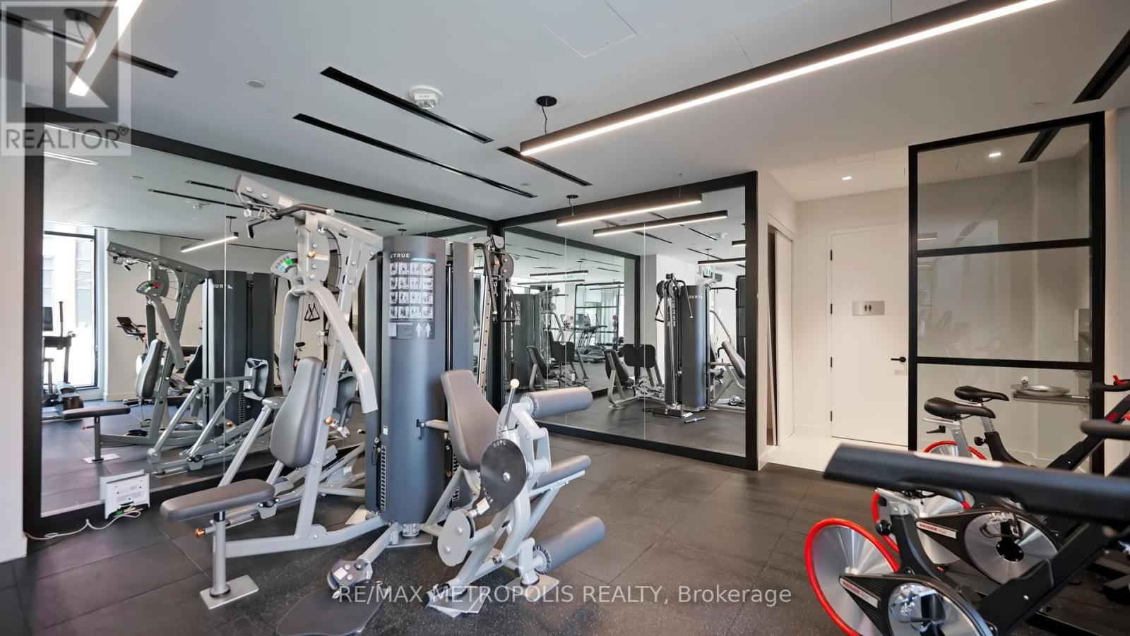 1005 - 8 Tippett Rd, Toronto, Ontario  M3H 0E7 - Photo 43 - C13489222
