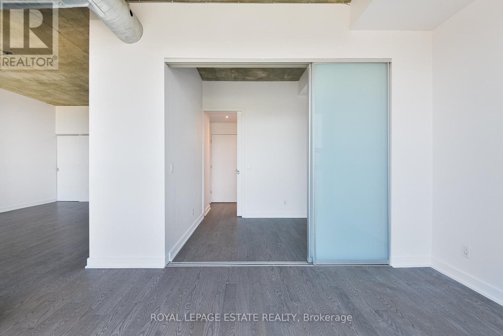 1002 - 60 Bathurst Street, Toronto (Niagara), Ontario  M5V 2P4 - Photo 13 - C13489404