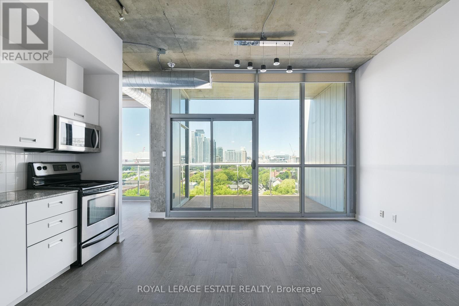 1002 - 60 Bathurst Street, Toronto (Niagara), Ontario  M5V 2P4 - Photo 7 - C13489404