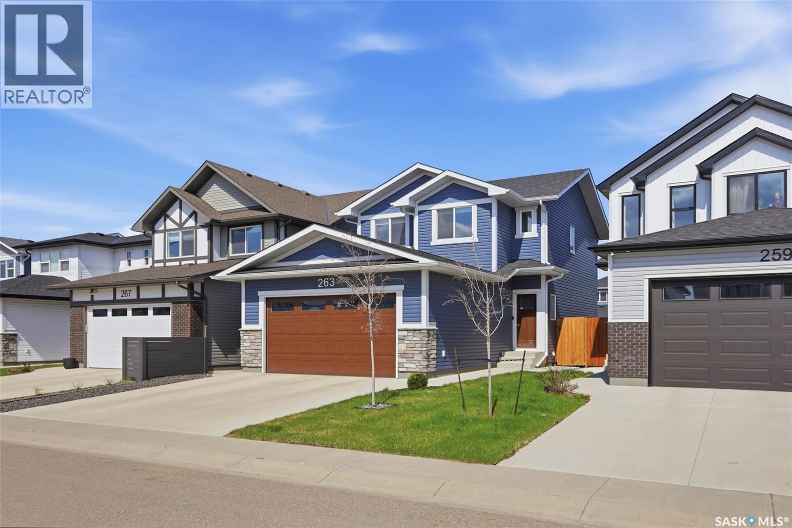 263 Skopik Crescent, Saskatoon, Saskatchewan  S7V 0V6 - Photo 2 - SK040690