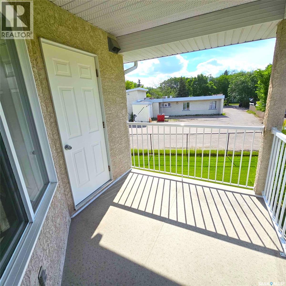 1075 Birchwood Place, Regina, Saskatchewan  S4S 7L1 - Photo 27 - SK040643