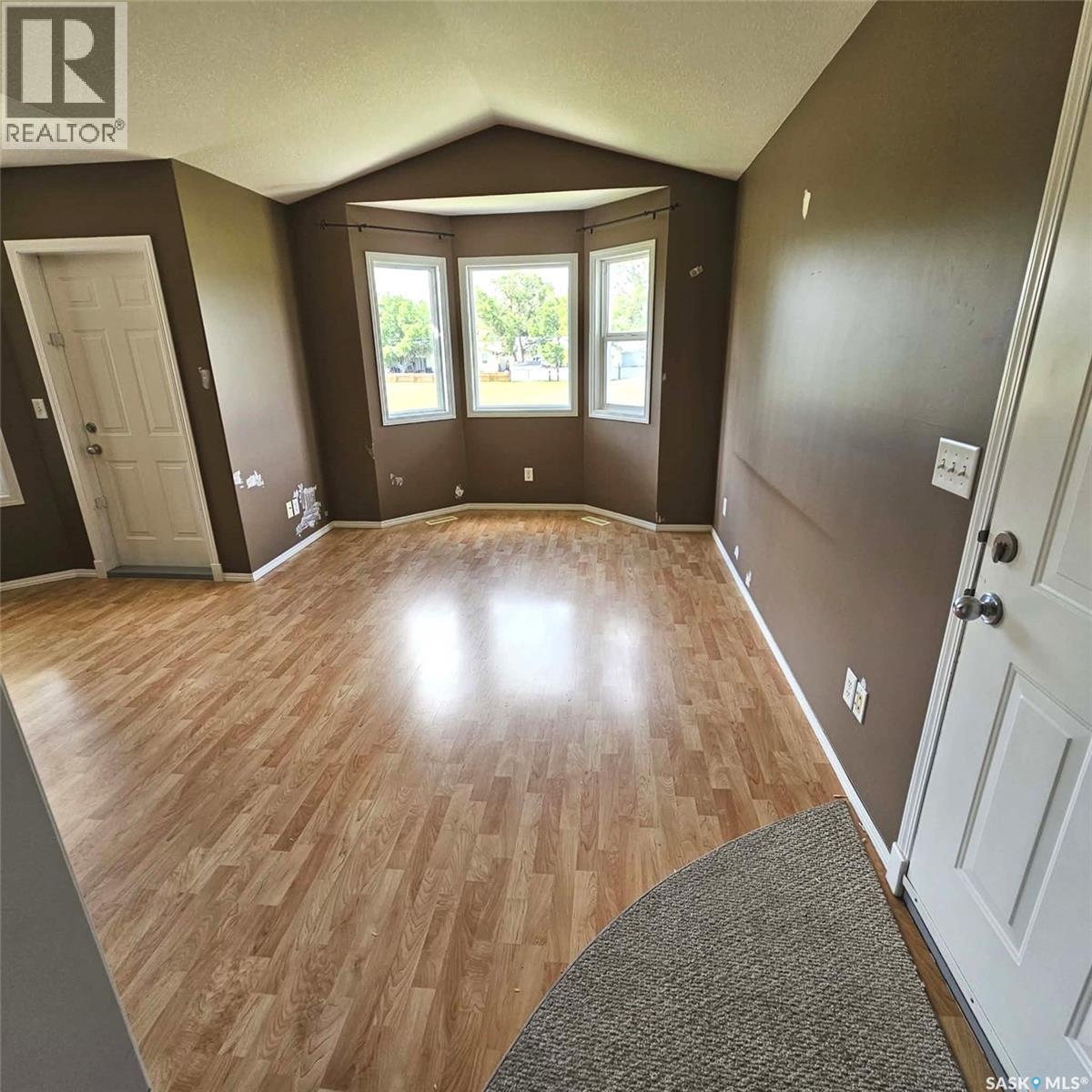 1075 Birchwood Place, Regina, Saskatchewan  S4S 7L1 - Photo 6 - SK040643