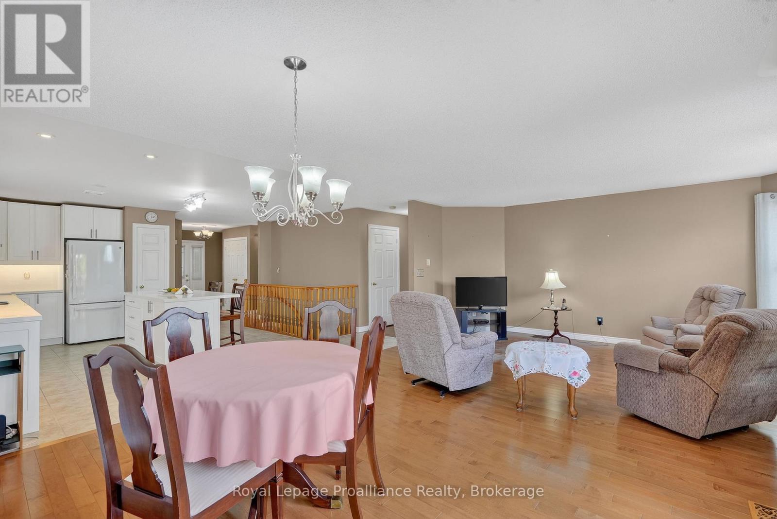 732 Prince Of Wales Drive, Cobourg, Ontario  K9A 5X8 - Photo 20 - X13489464