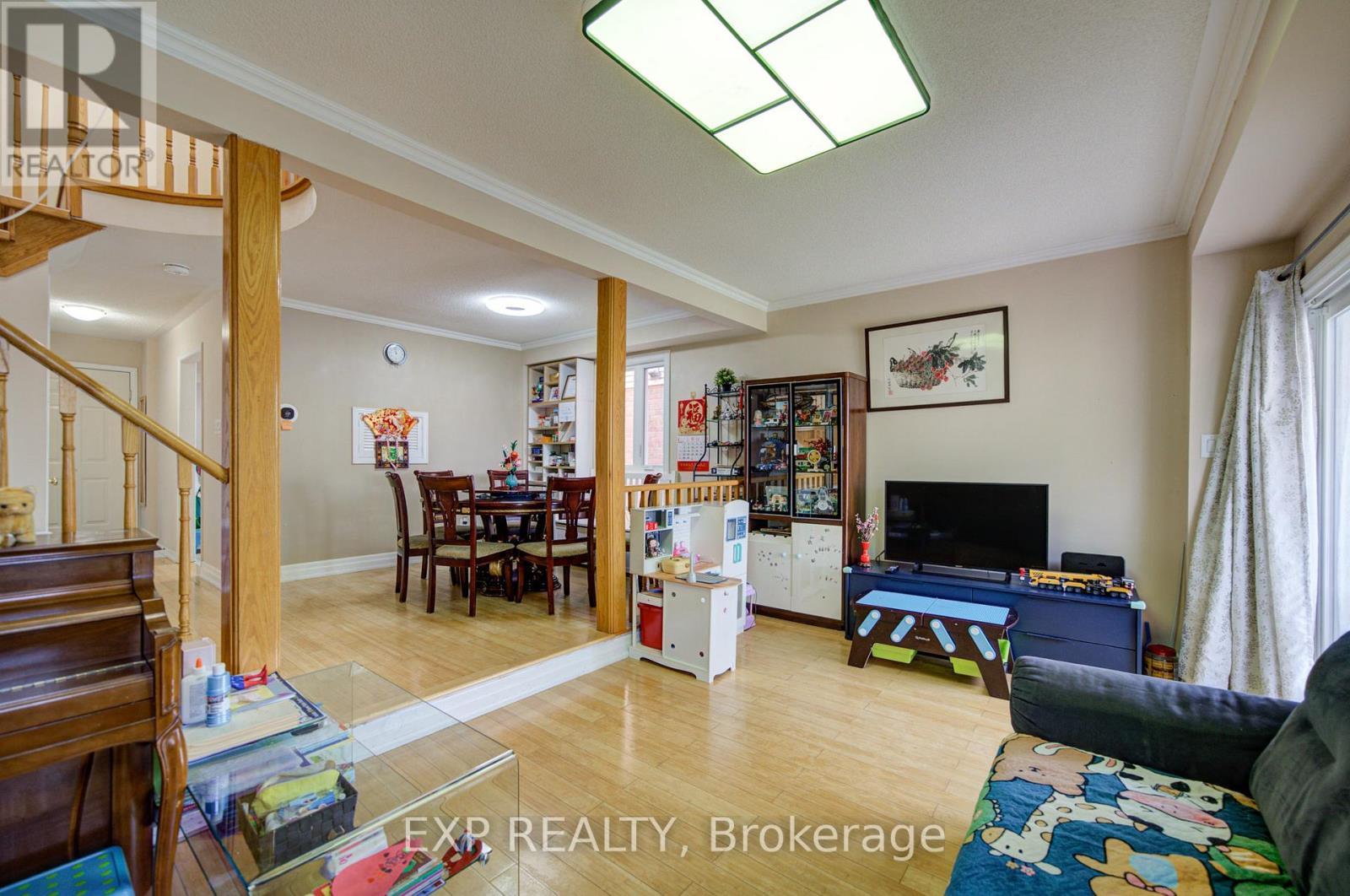 12 Staverton Court, Toronto, Ontario  M1V 5G9 - Photo 10 - E13487744