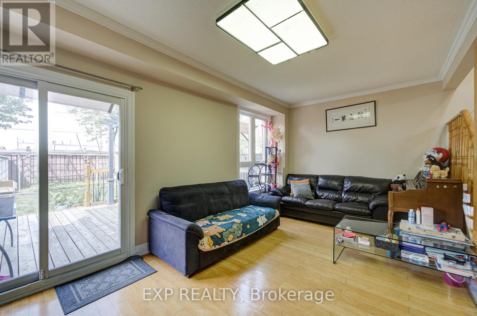 12 Staverton Court, Toronto, Ontario  M1V 5G9 - Photo 7 - E13487744
