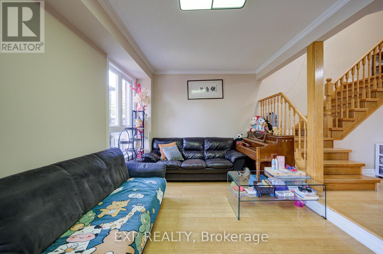 12 Staverton Court, Toronto, Ontario  M1V 5G9 - Photo 8 - E13487744