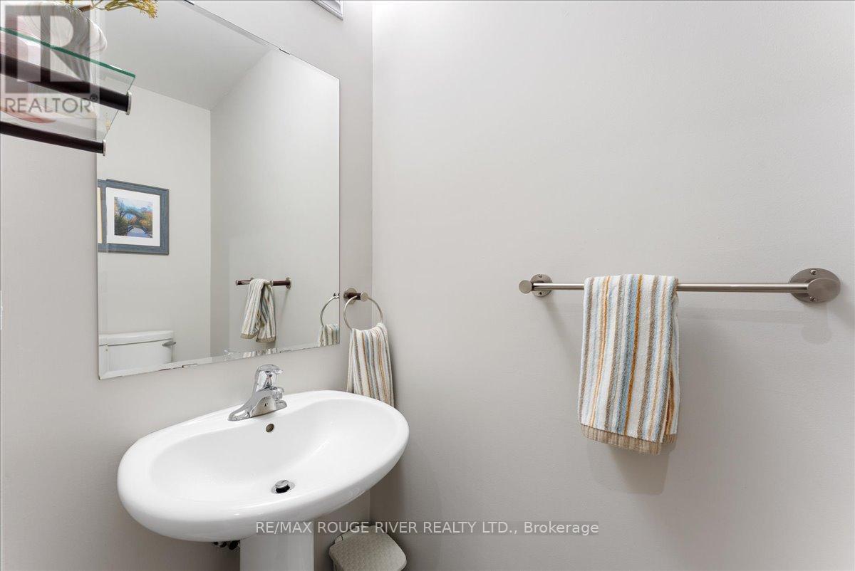 53 Bridgid Drive, Whitby, Ontario  L1P 1V7 - Photo 17 - E13488196